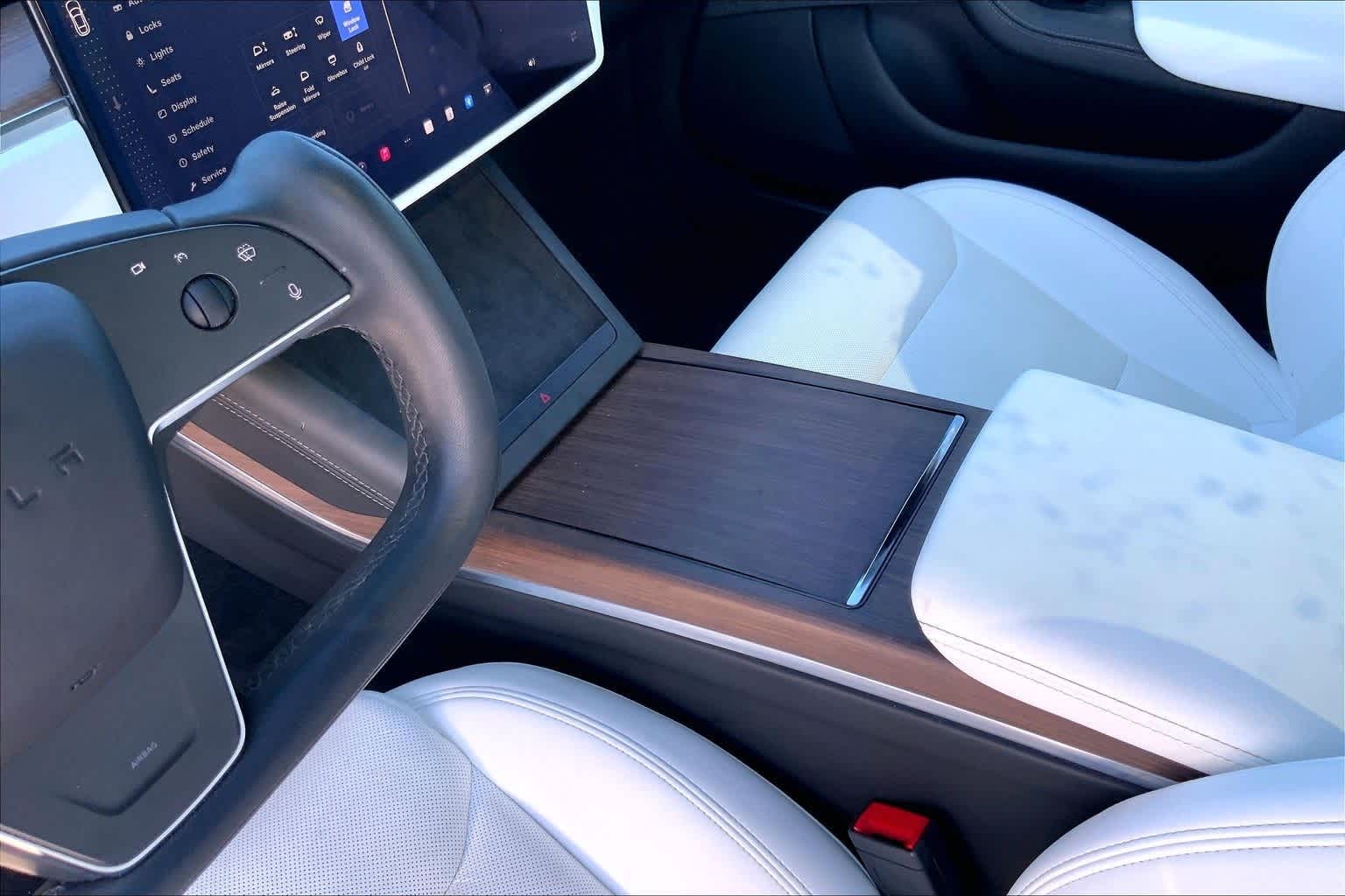 Thumbnail: 2022 Tesla Model S - 16