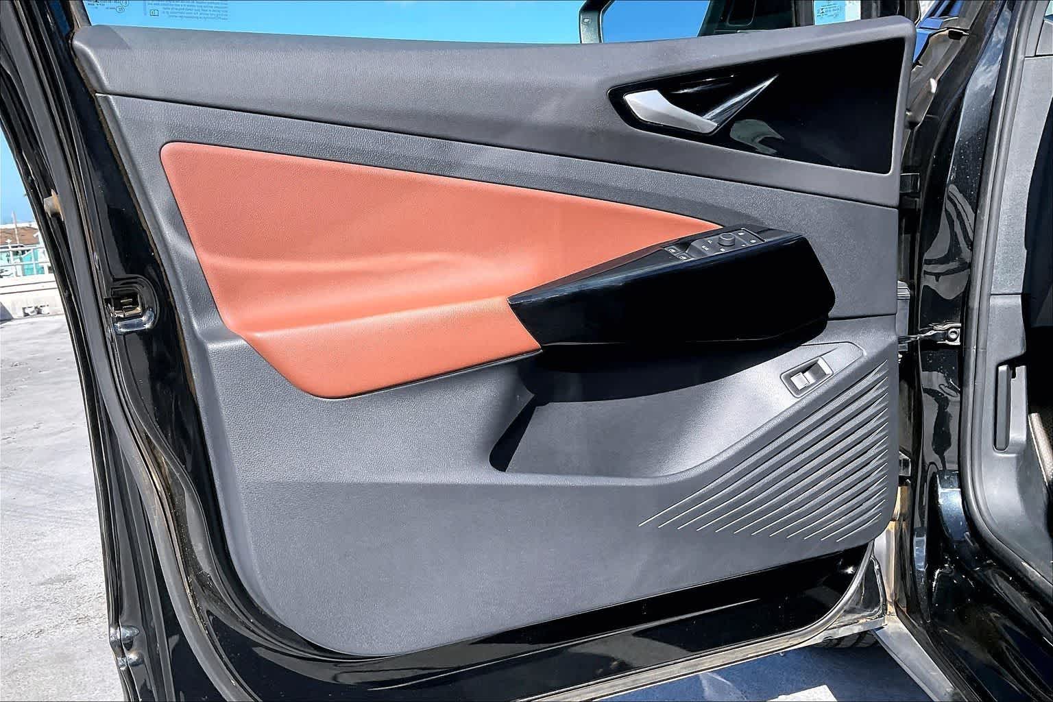 Thumbnail: 2021 Volkswagen ID.4 - 27