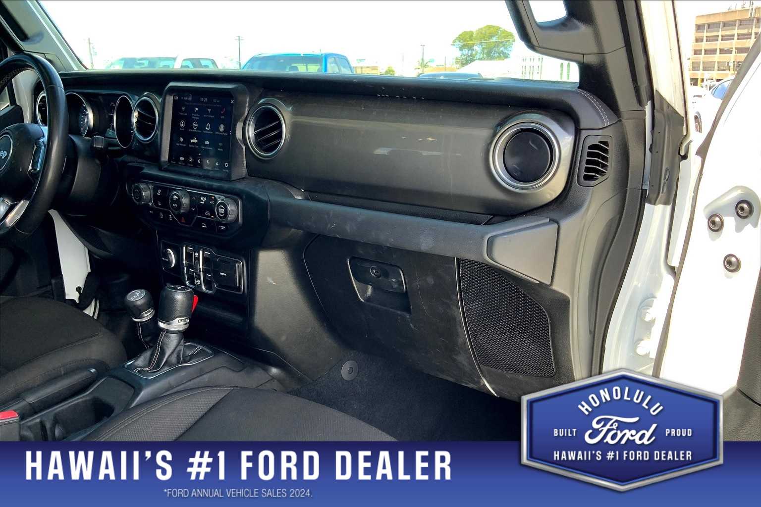 Thumbnail: 2023 Jeep Gladiator - 23