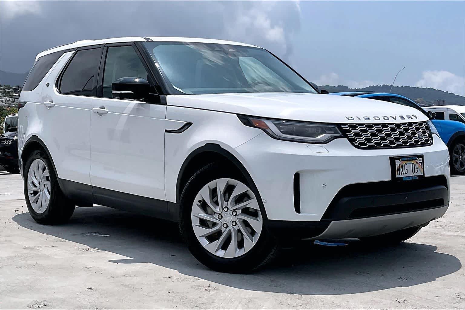 Thumbnail: 2024 Land Rover Discovery - 21