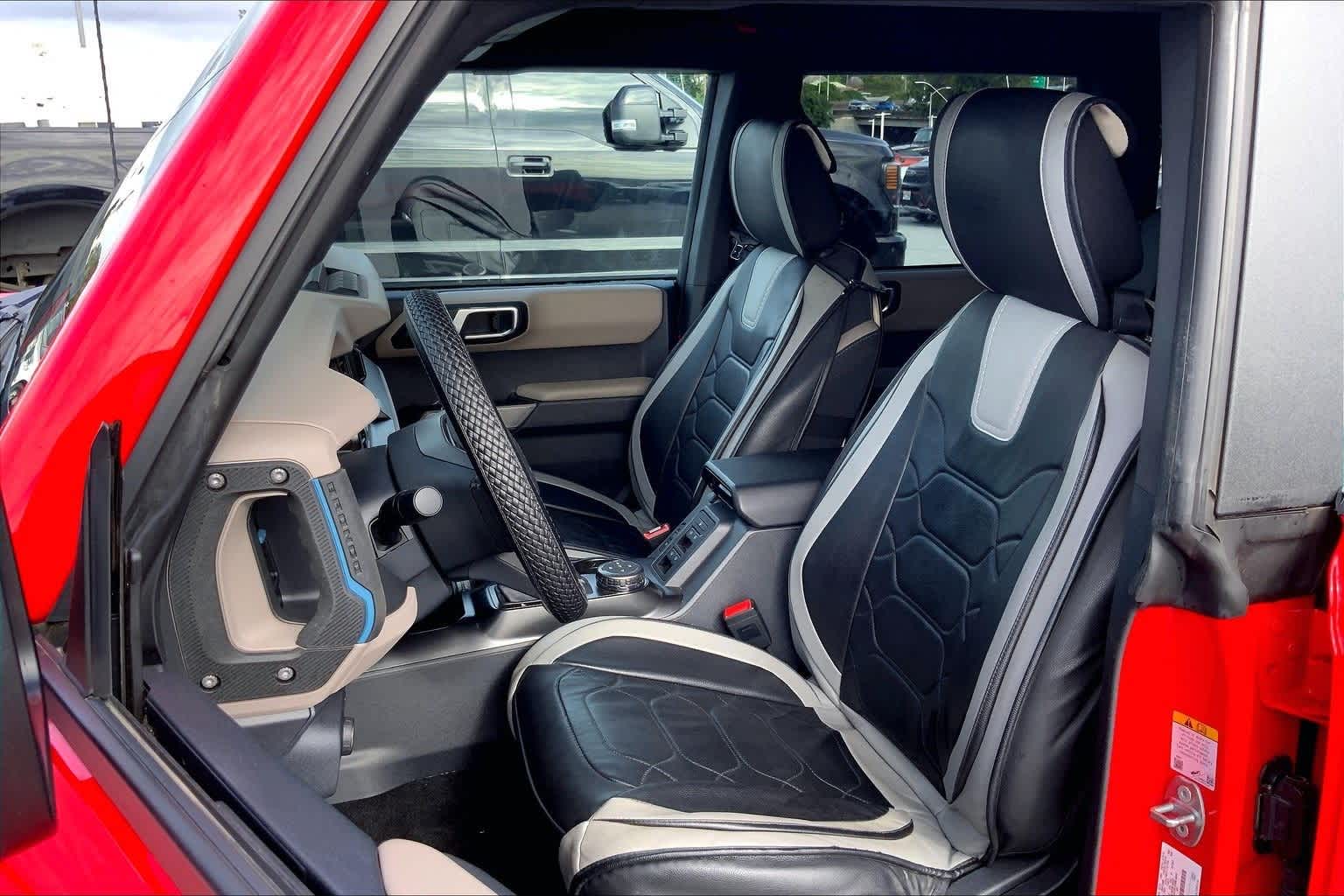 Thumbnail: 2022 Ford Bronco - 11