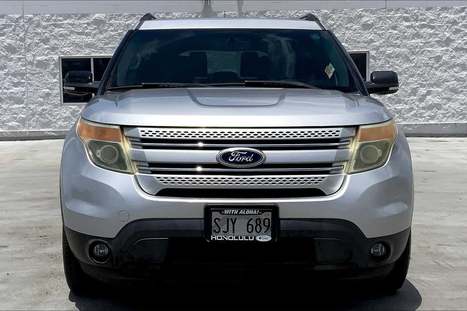Thumbnail: 2015 Ford Explorer - 6