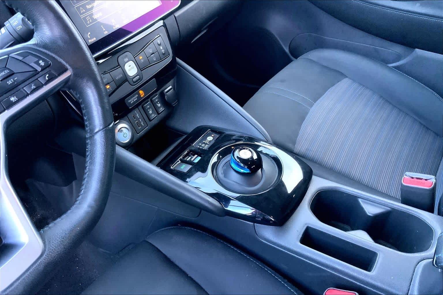 Thumbnail: 2022 Nissan Leaf - 16