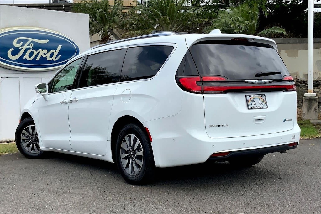 Used 2021 Chrysler Pacifica Hybrid Touring L Van Passenger Van