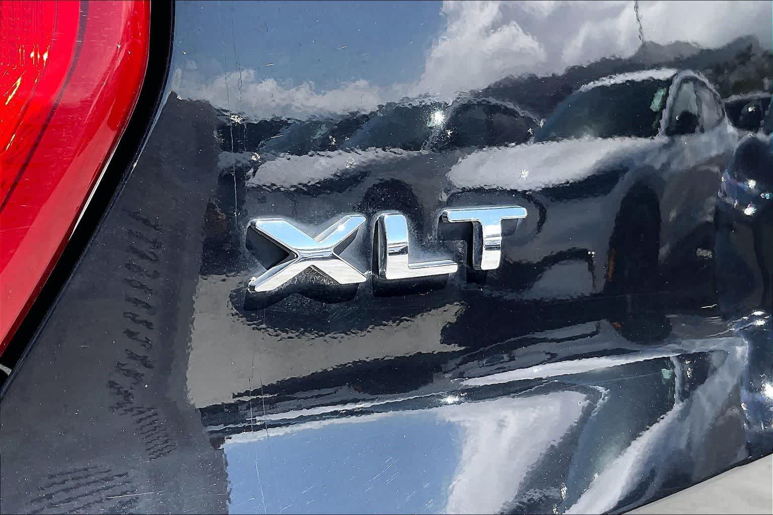 Thumbnail: 2018 Ford Explorer - 7