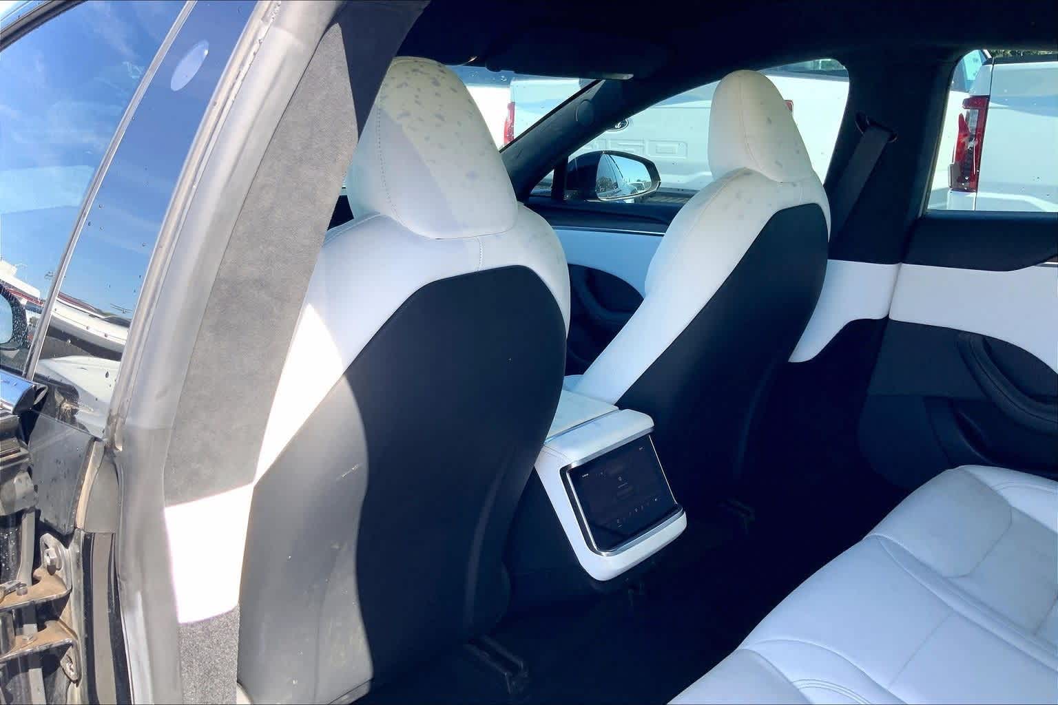 Thumbnail: 2022 Tesla Model S - 12