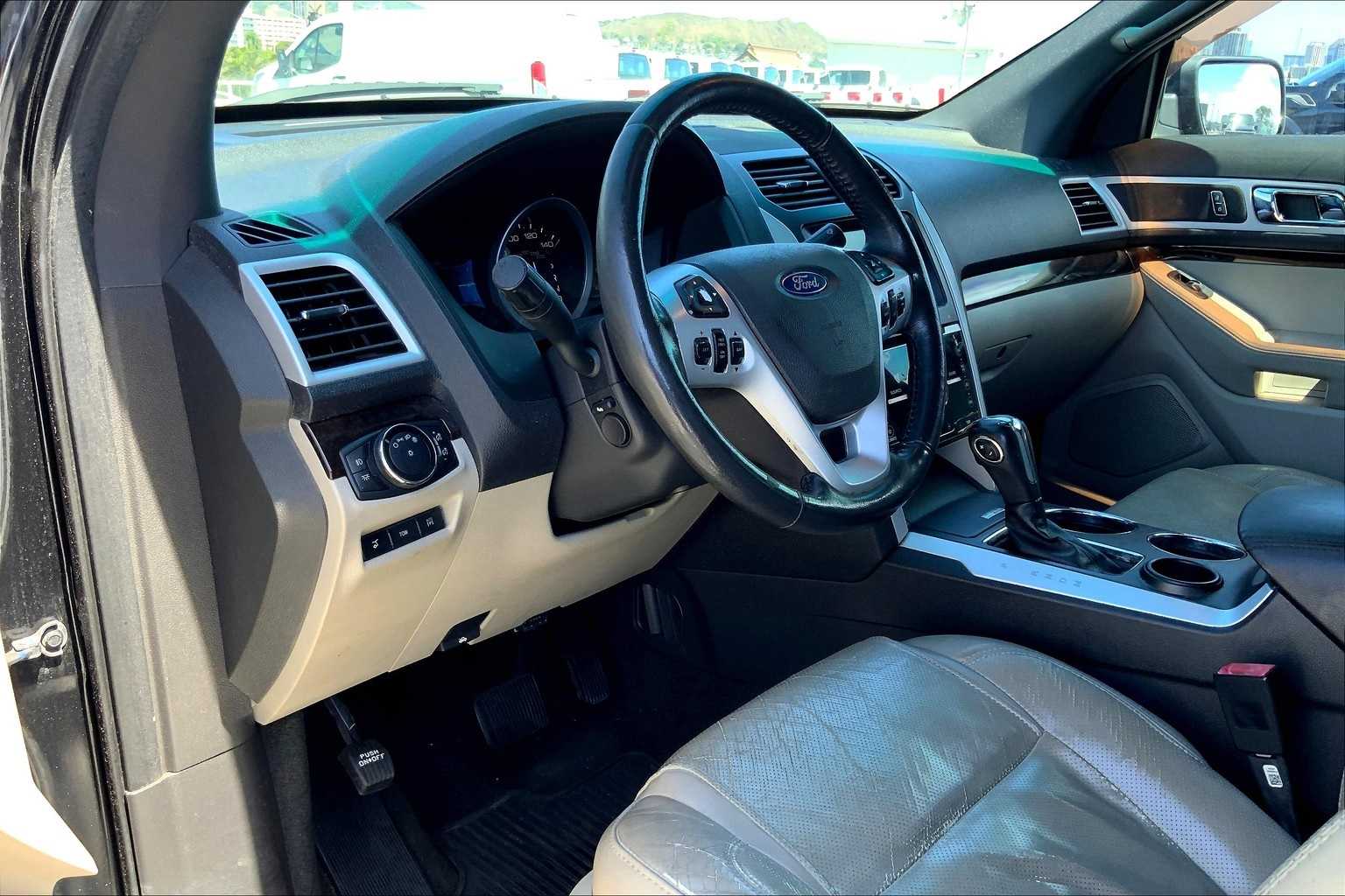 Thumbnail: 2014 Ford Explorer - 2