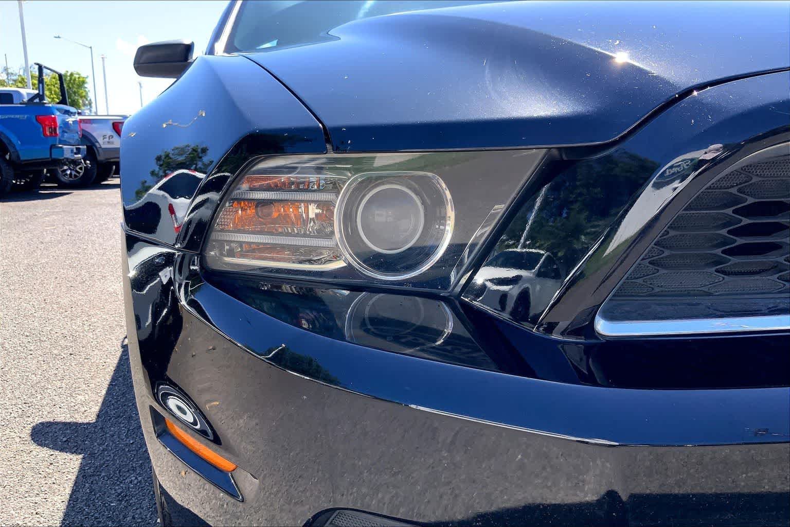 Thumbnail: 2013 Ford Mustang - 30