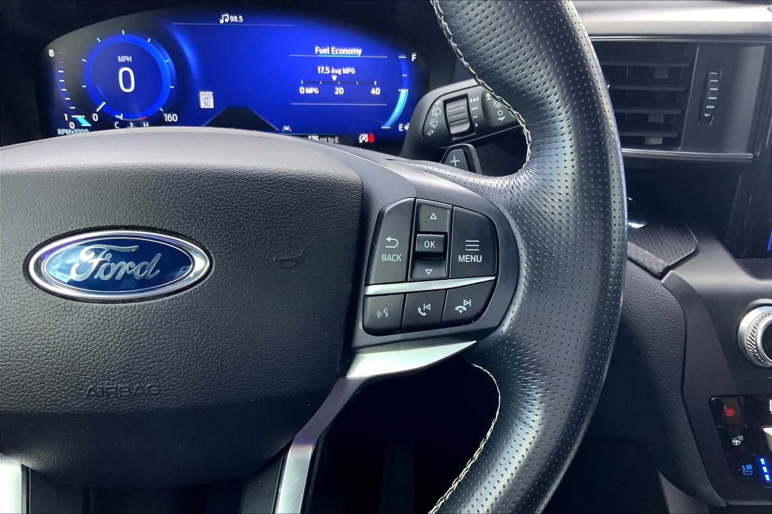 Thumbnail: 2020 Ford Explorer - 25