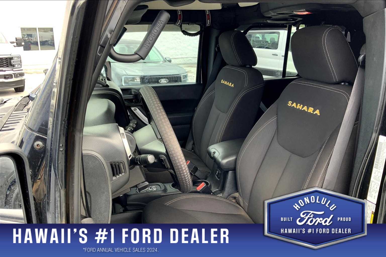 2013 Jeep Wrangler Unlimited Sahara 11