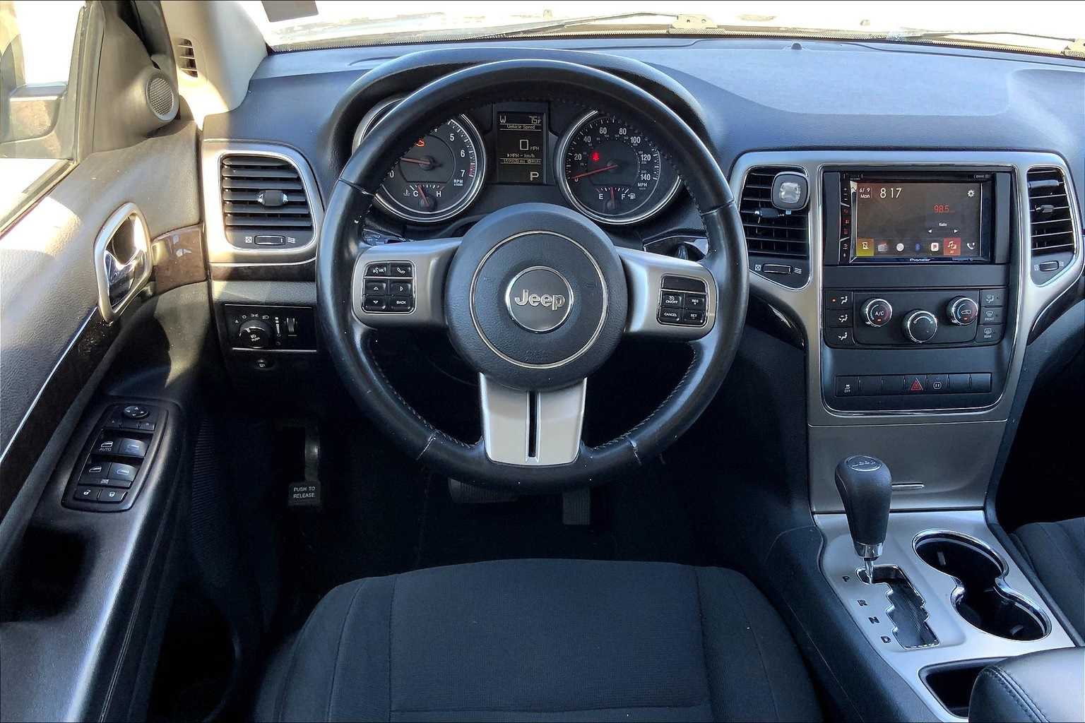Thumbnail: 2012 Jeep Grand Cherokee - 14