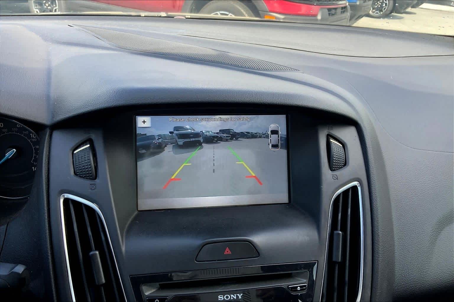 Thumbnail: 2017 Ford Focus - 26