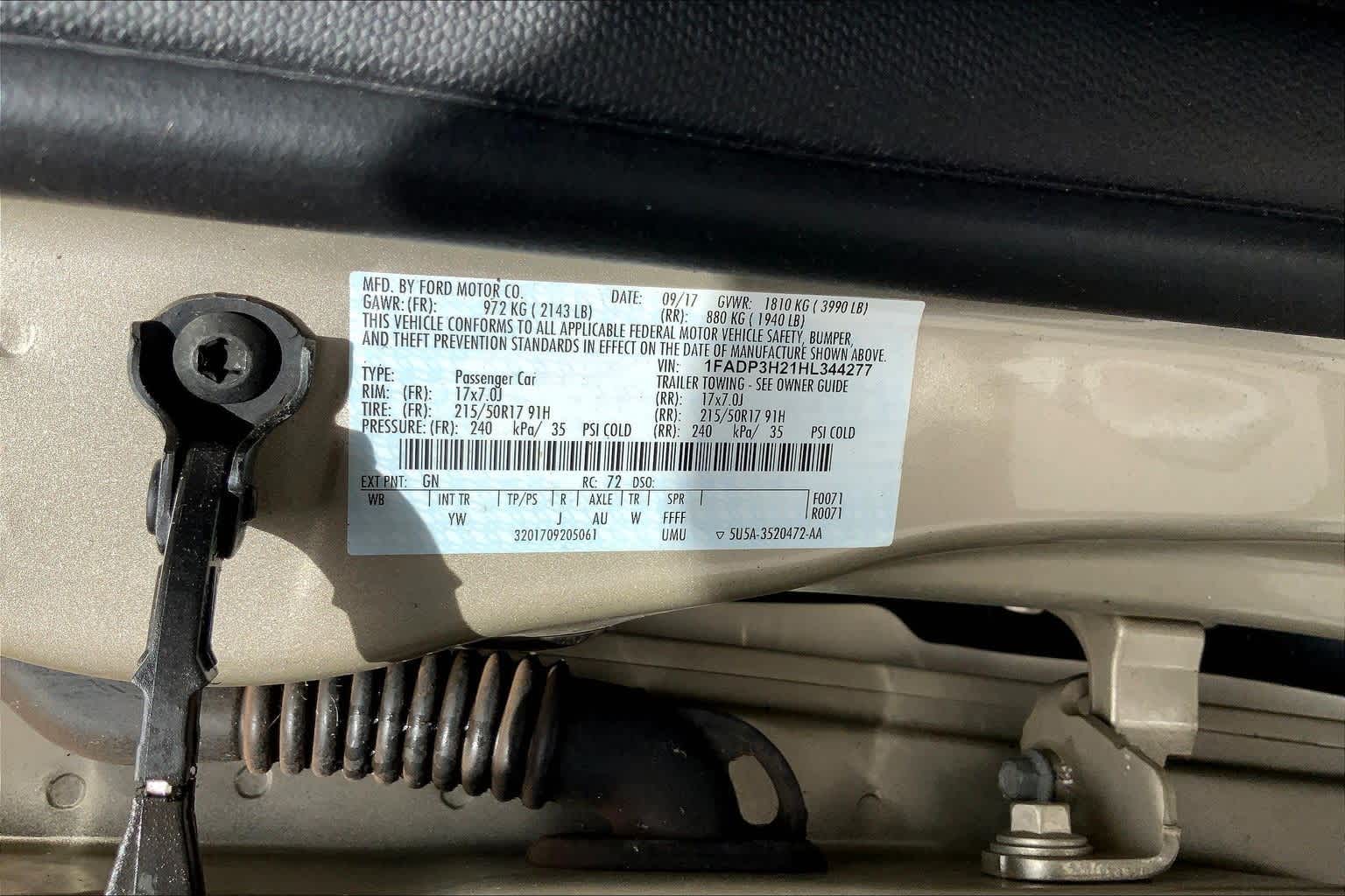 Thumbnail: 2017 Ford Focus - 20