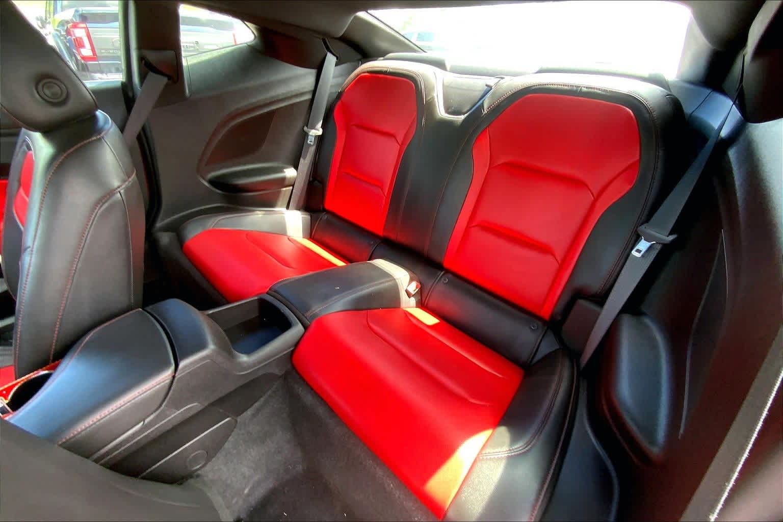 Thumbnail: 2019 Chevrolet Camaro - 28