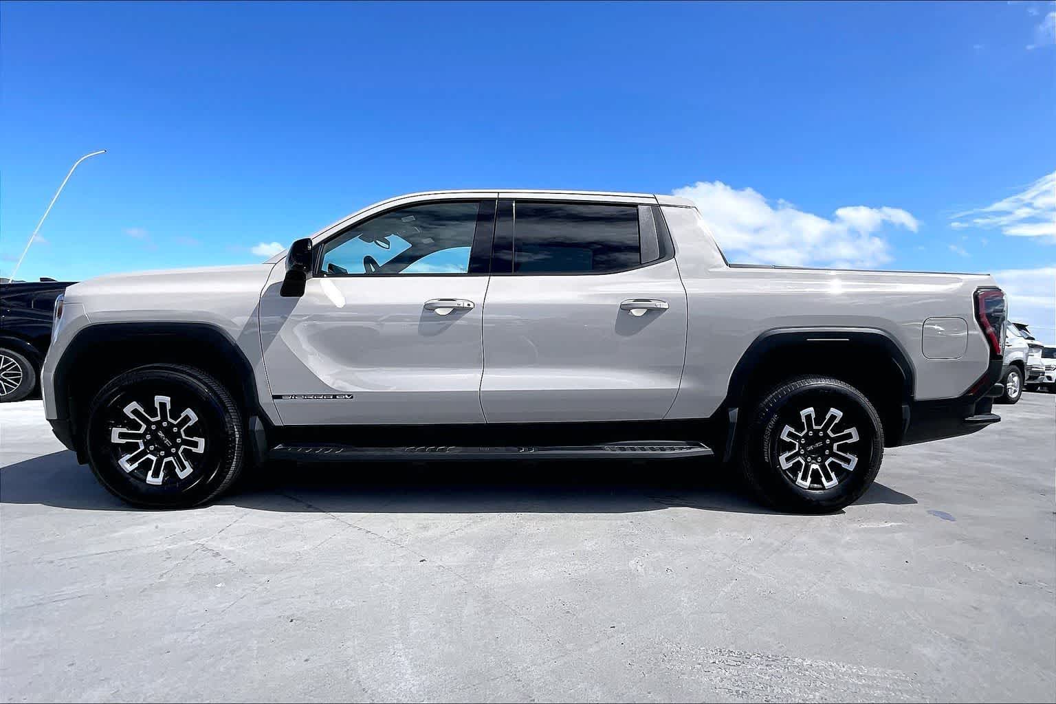 Thumbnail: 2026 GMC Sierra EV - 3