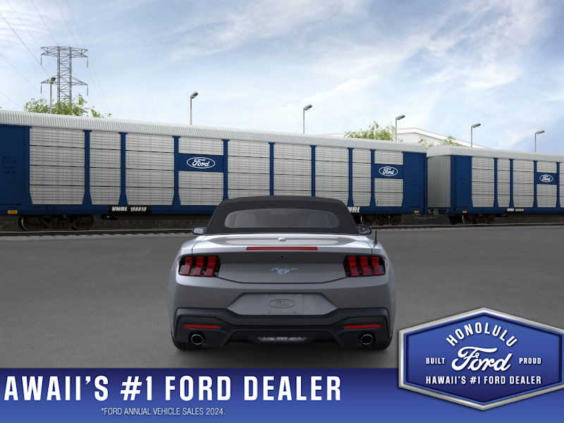 2025 Ford Mustang  5