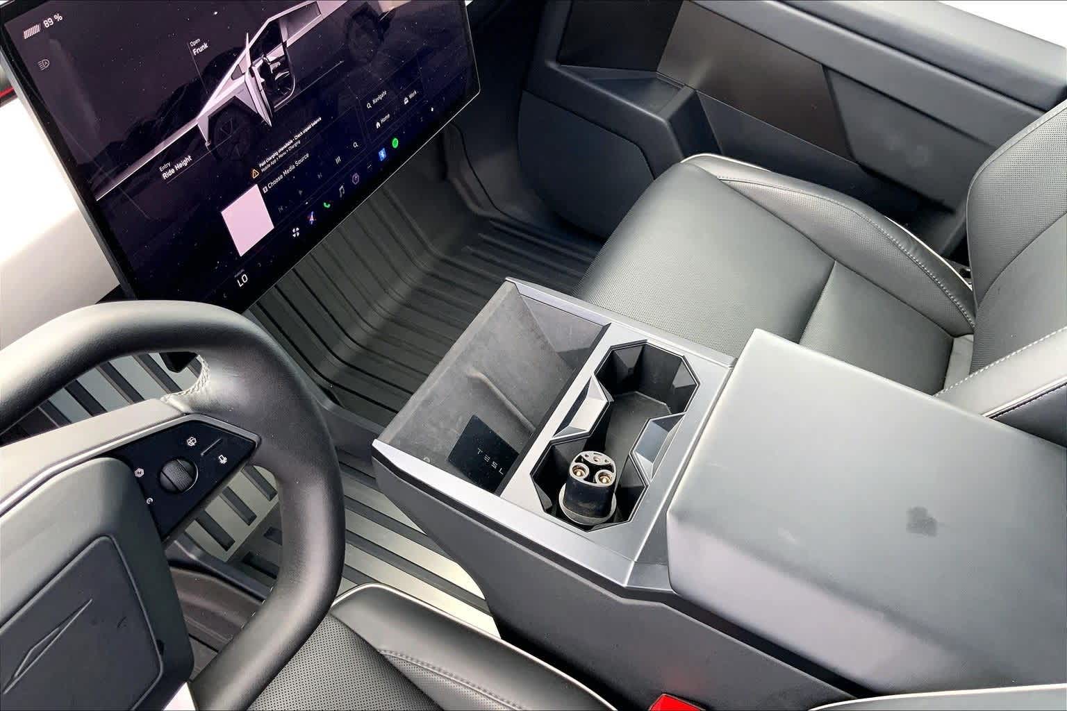 Thumbnail: 2024 Tesla Cybertruck - 16