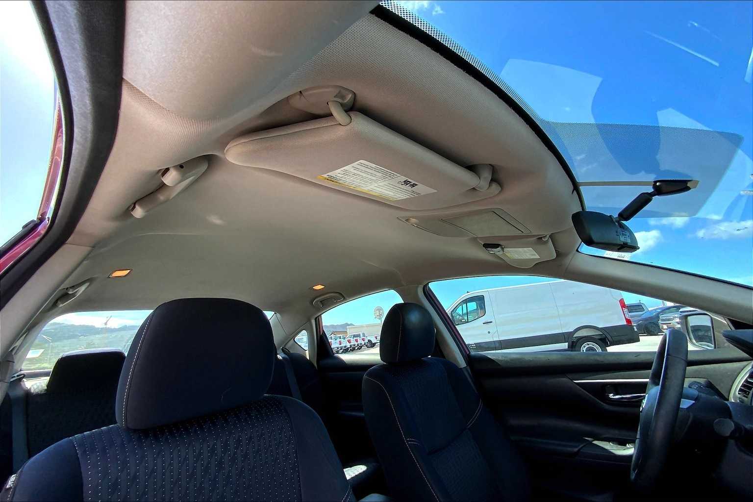 Thumbnail: 2016 Nissan Altima - 30