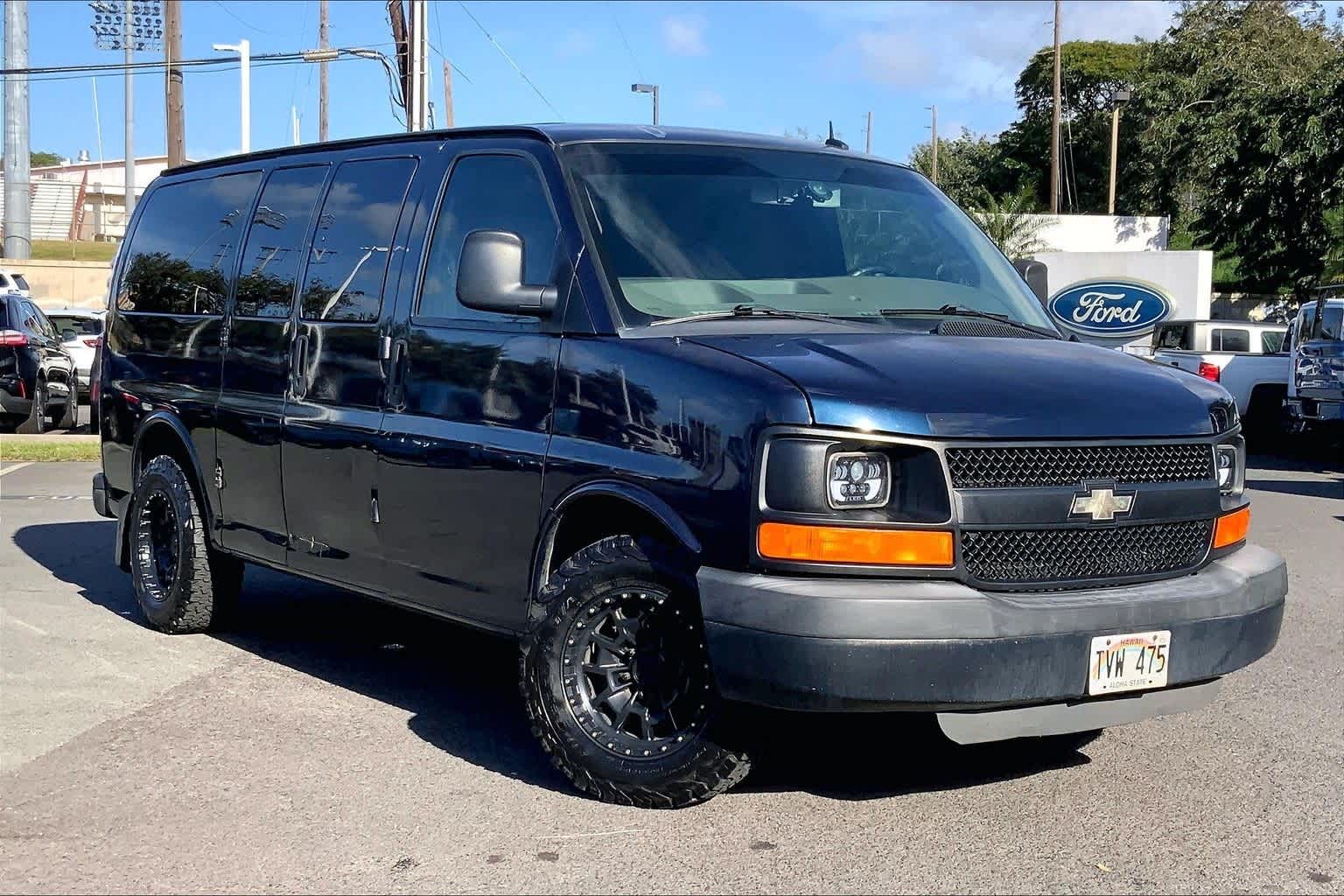 Thumbnail: 2011 Chevrolet Express - 21