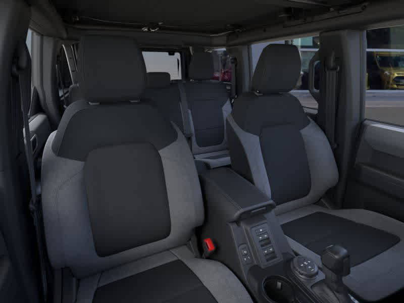 Thumbnail: 2025 Ford Bronco - 10