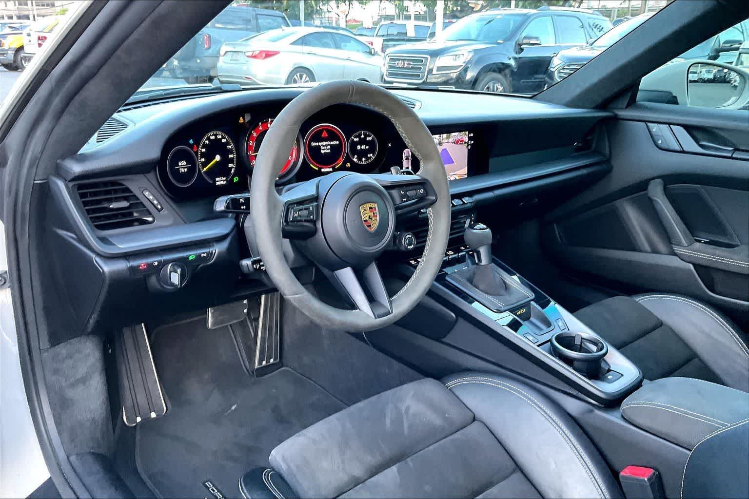 Thumbnail: 2022 Porsche 911 - 2