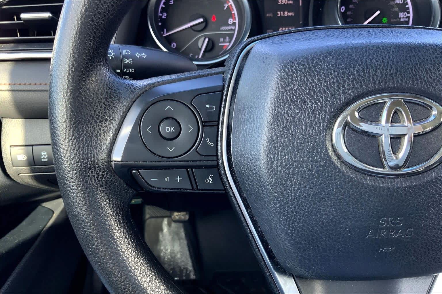 Thumbnail: 2018 Toyota Camry - 24