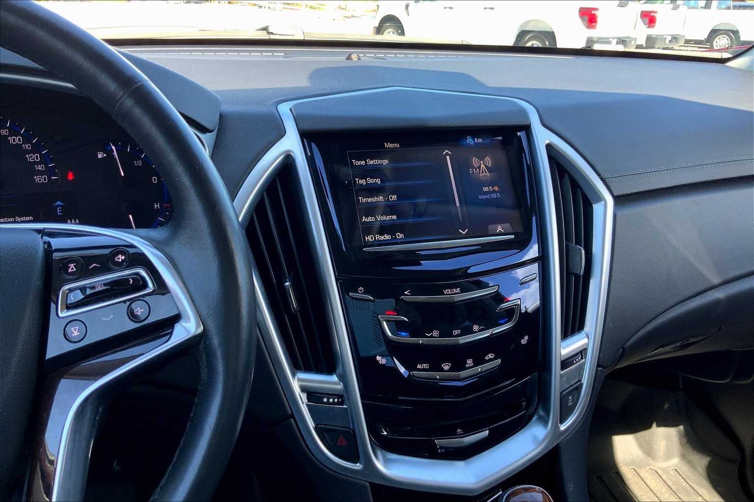 Thumbnail: 2016 Cadillac SRX - 15