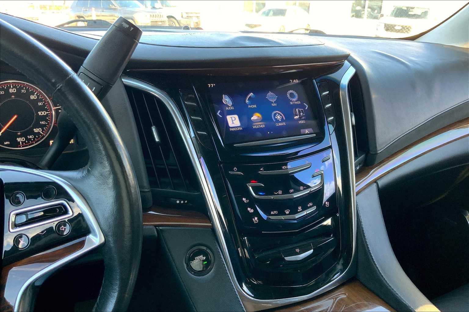 Thumbnail: 2015 Cadillac Escalade - 15