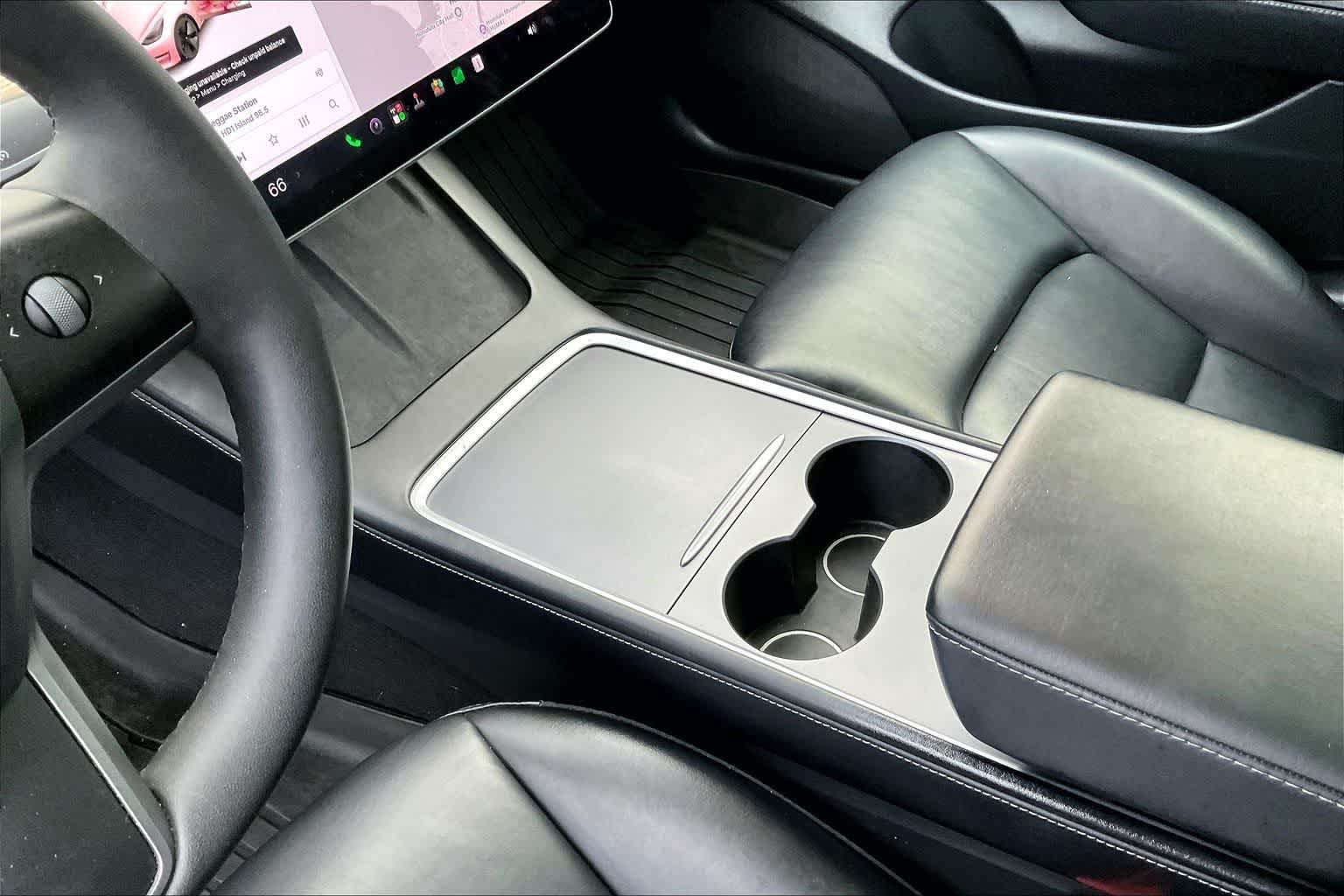 Thumbnail: 2021 Tesla Model 3 - 16