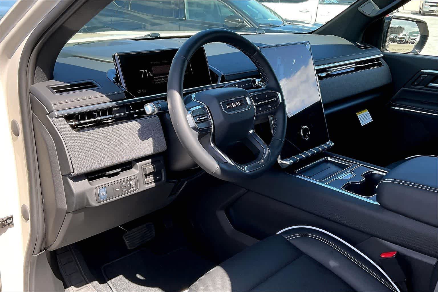 Thumbnail: 2026 GMC Sierra EV - 2