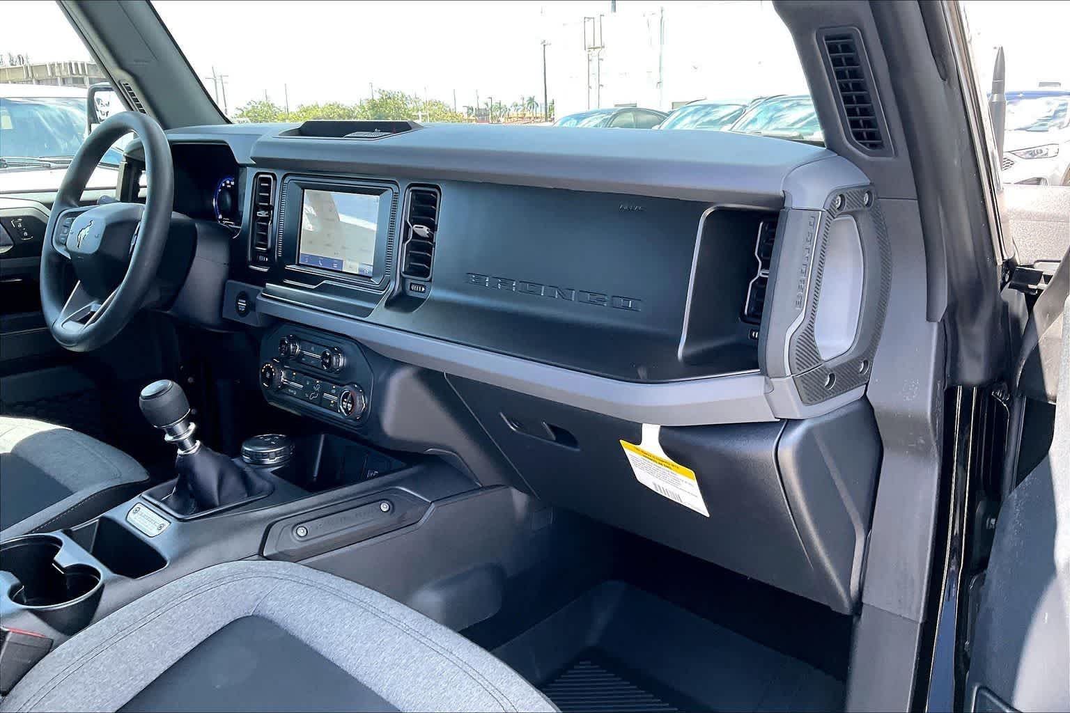 Thumbnail: 2022 Ford Bronco - 23