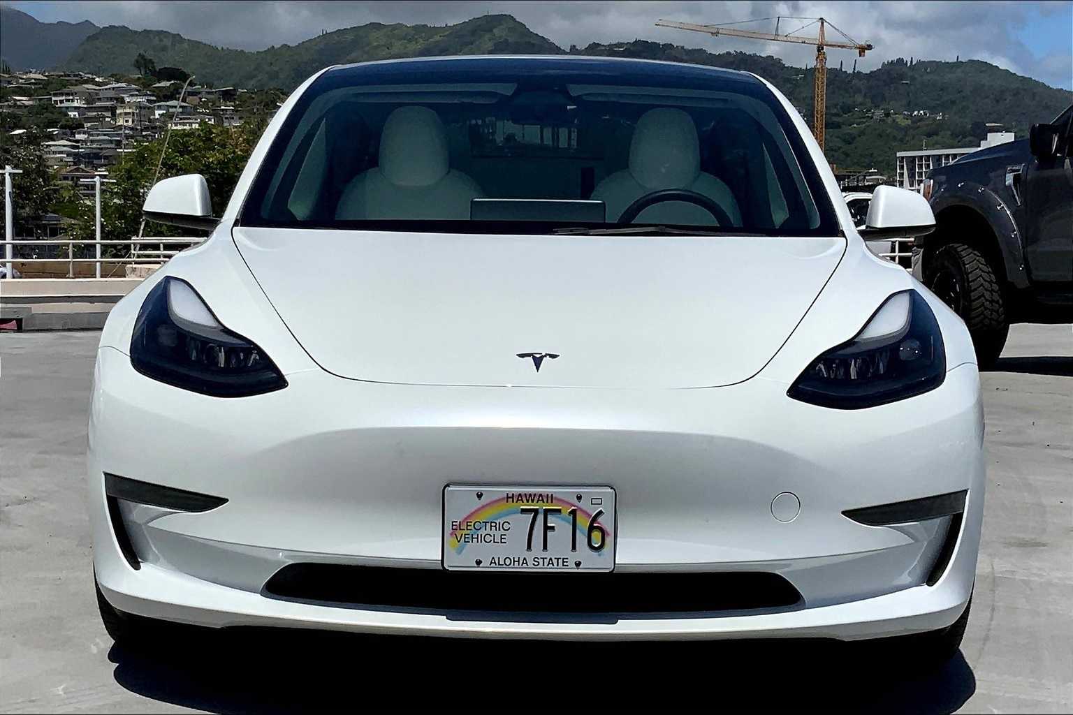Thumbnail: 2023 Tesla Model 3 - 6