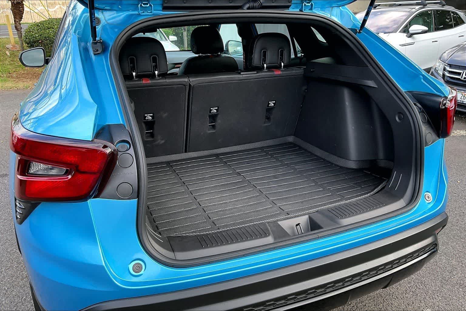 Thumbnail: 2025 Chevrolet Trax - 18