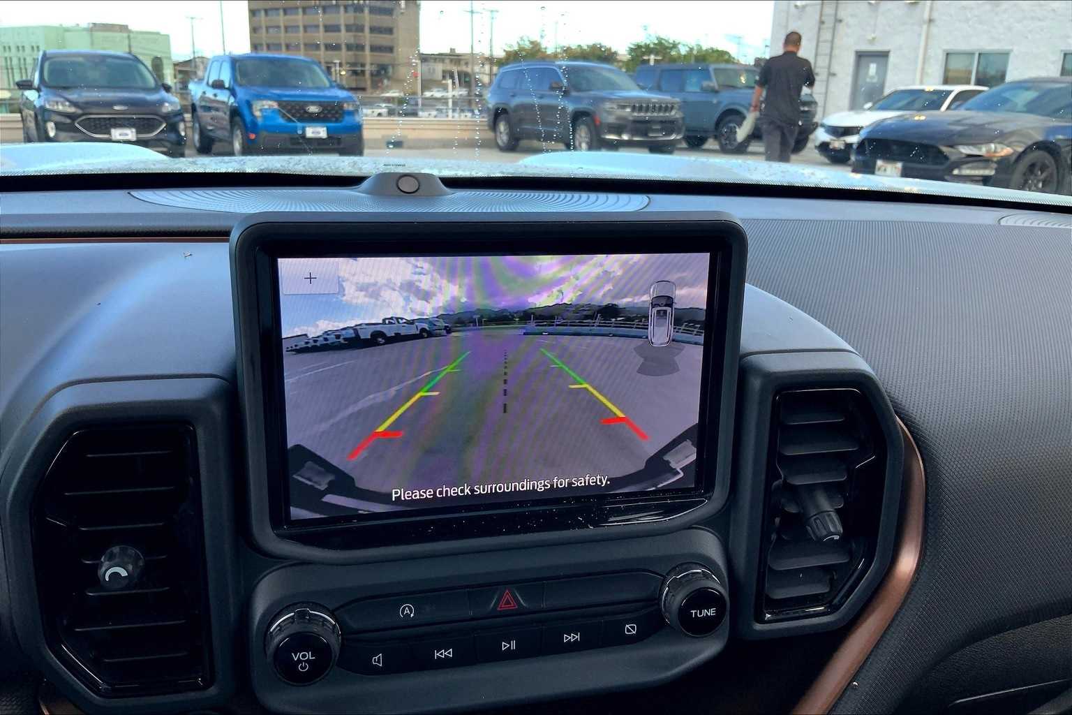 Thumbnail: 2022 Ford Bronco Sport - 26