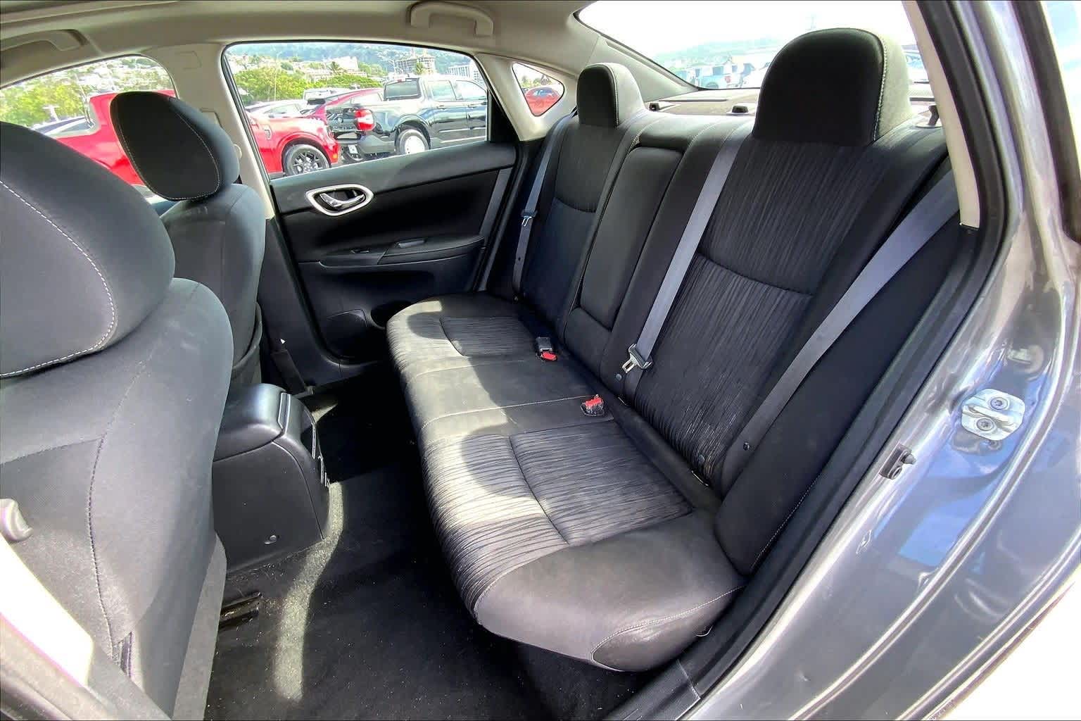 Thumbnail: 2019 Nissan Sentra - 29