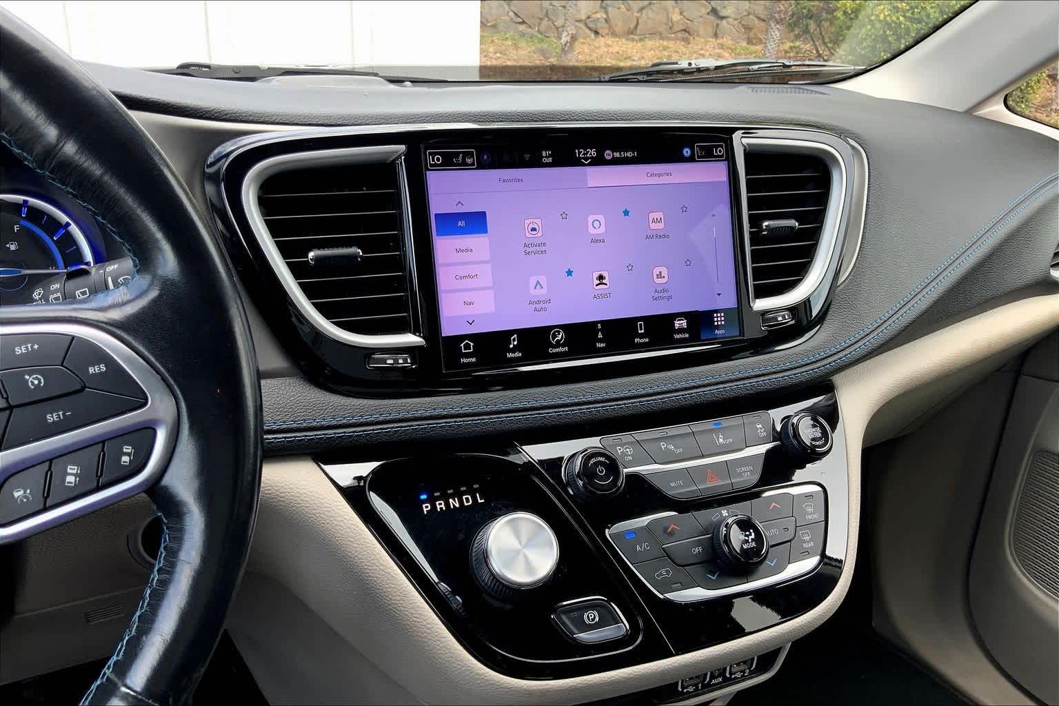 Thumbnail: 2021 Chrysler Pacifica - 15