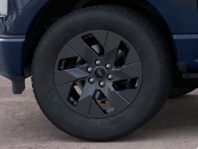 2025 Ford F-150 Lightning Flash - Photo 19