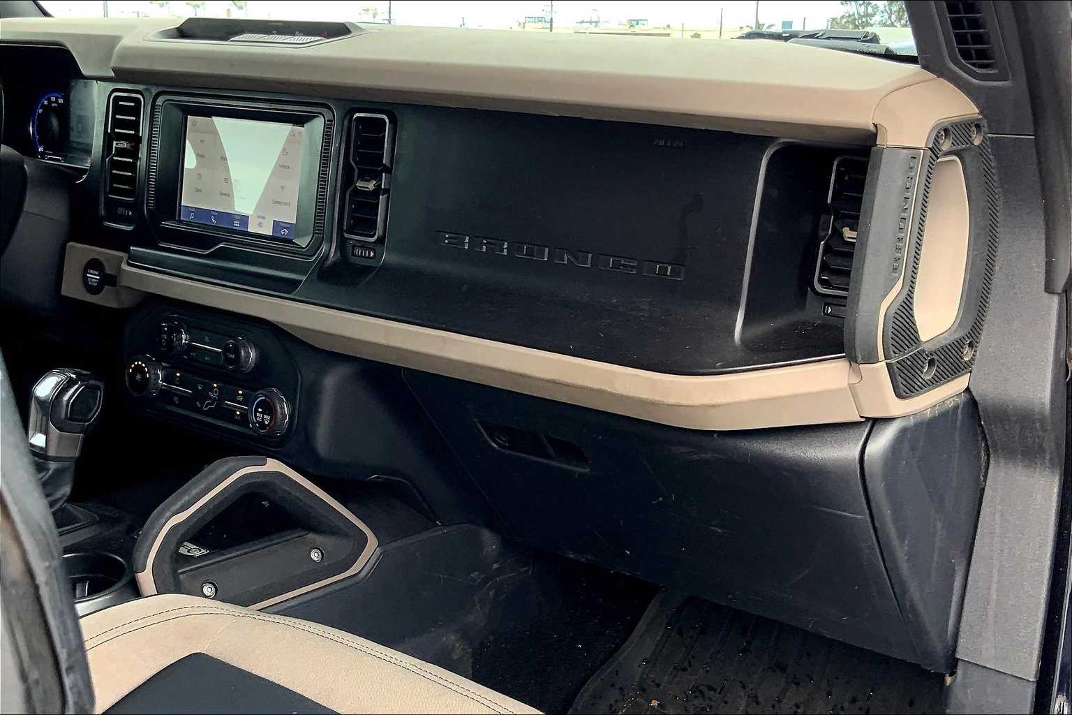 Thumbnail: 2021 Ford Bronco - 23