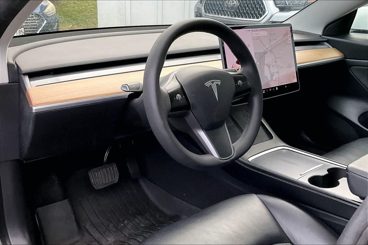 Thumbnail: 2021 Tesla Model 3 - 2