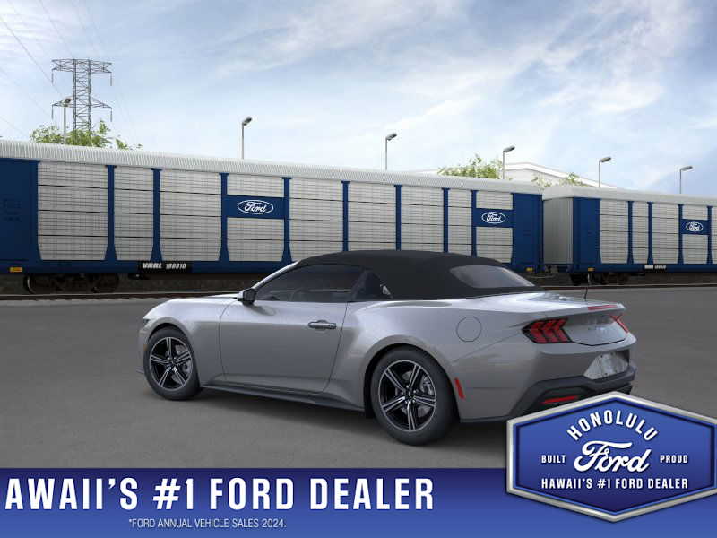 2025 Ford Mustang  4
