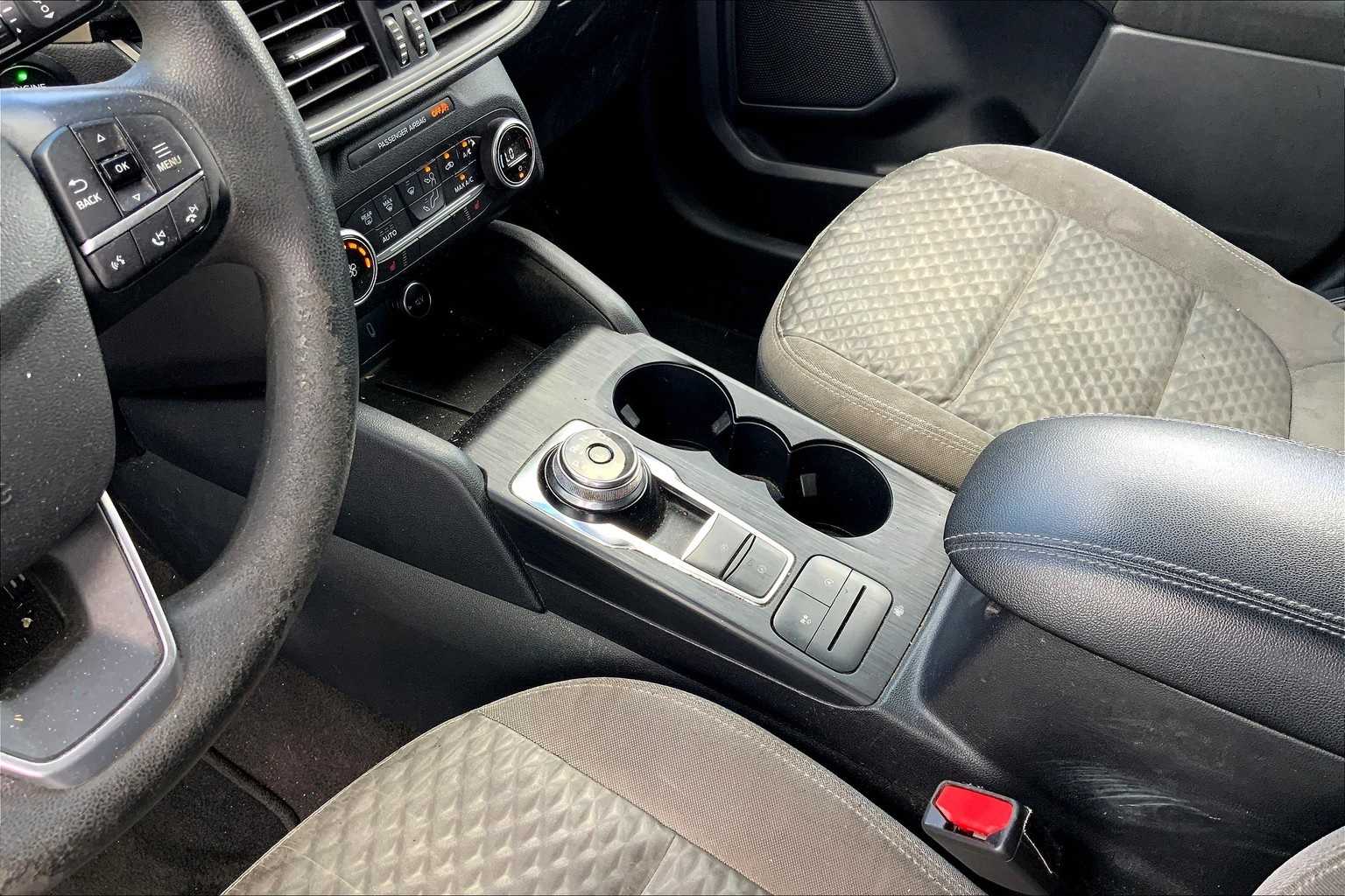 Thumbnail: 2020 Ford Escape - 16