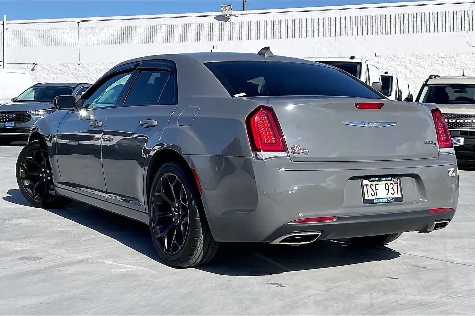 Thumbnail: 2019 Chrysler 300 - 4