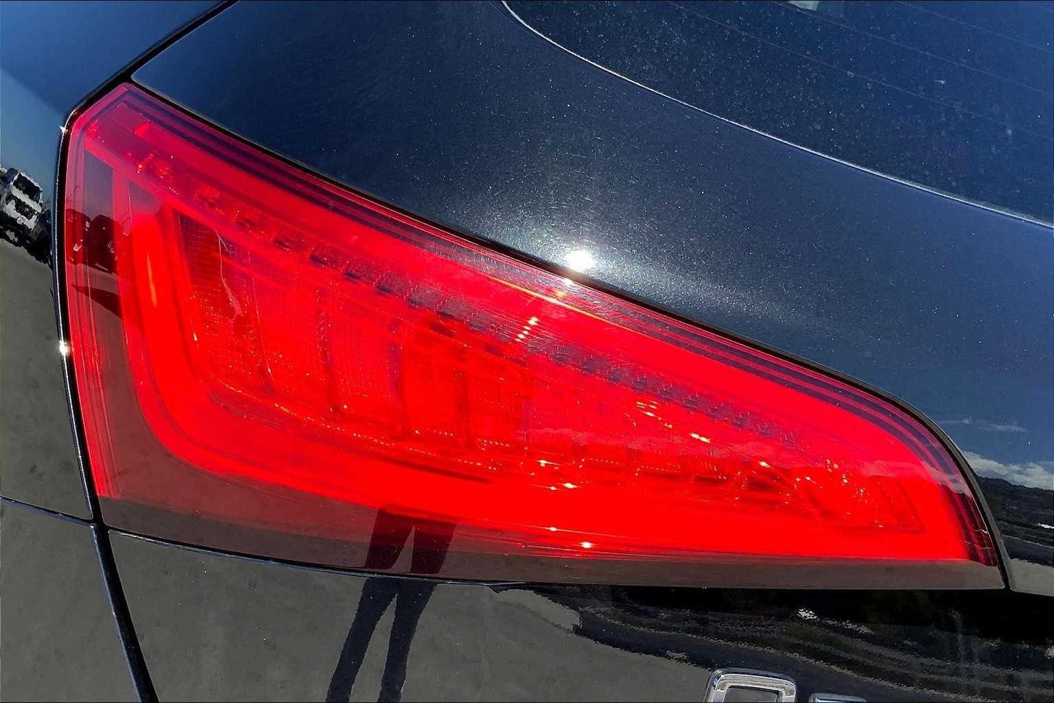 Thumbnail: 2015 Audi Q5 - 32