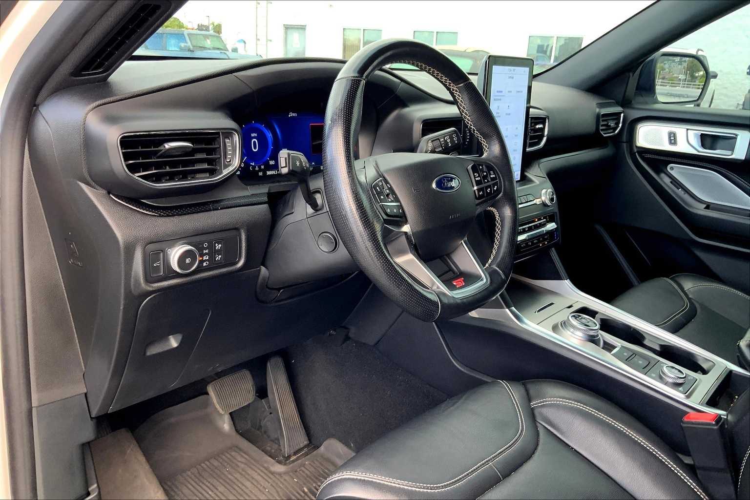 Thumbnail: 2020 Ford Explorer - 2