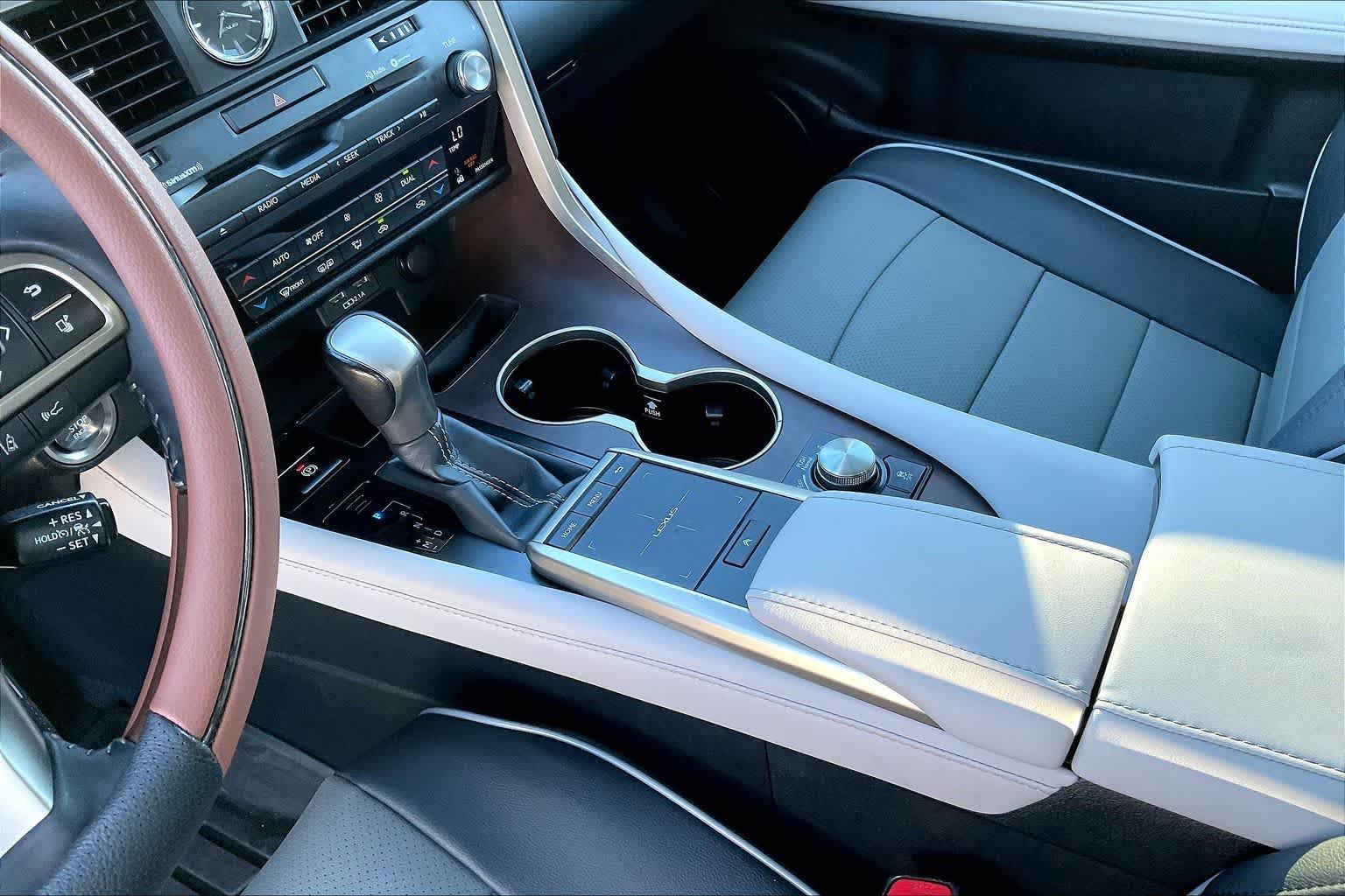Thumbnail: 2020 Lexus RX - 16
