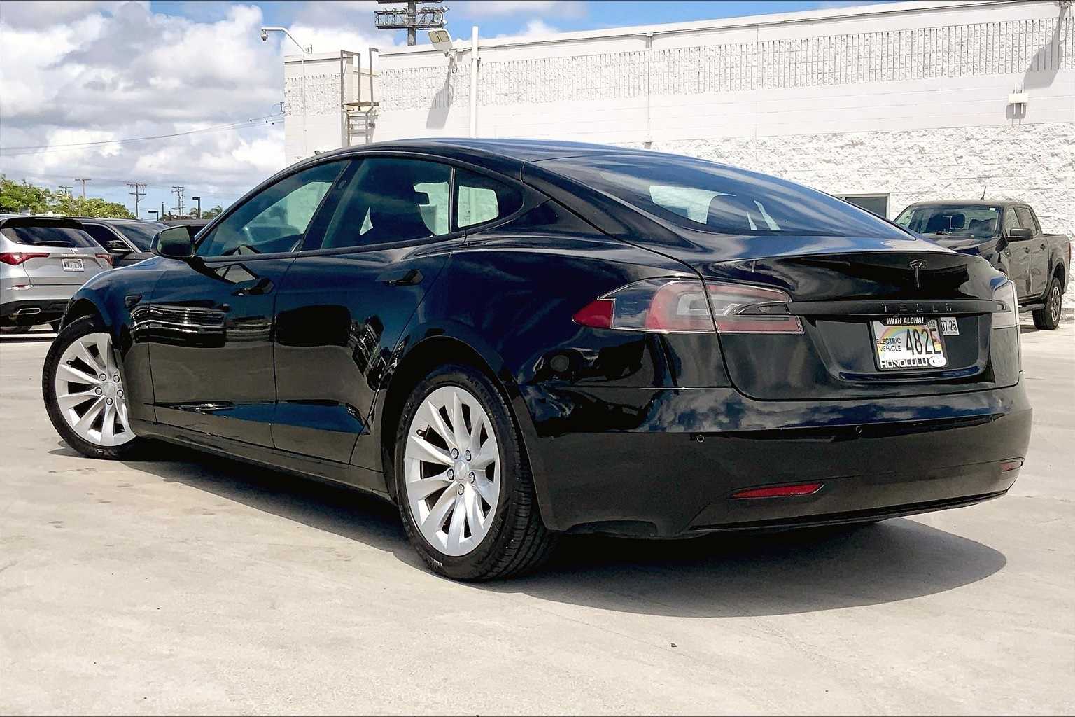 Thumbnail: 2018 Tesla Model S - 4