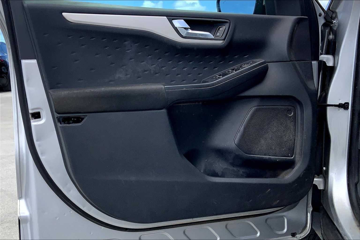 Thumbnail: 2020 Ford Escape - 27