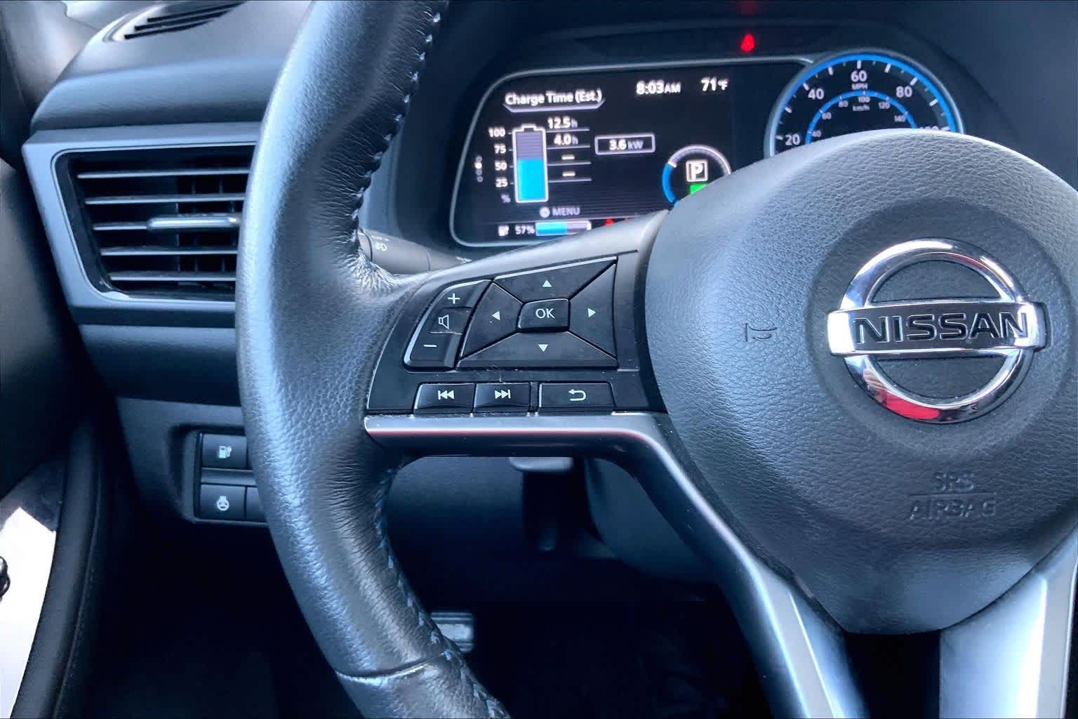 Thumbnail: 2022 Nissan Leaf - 24