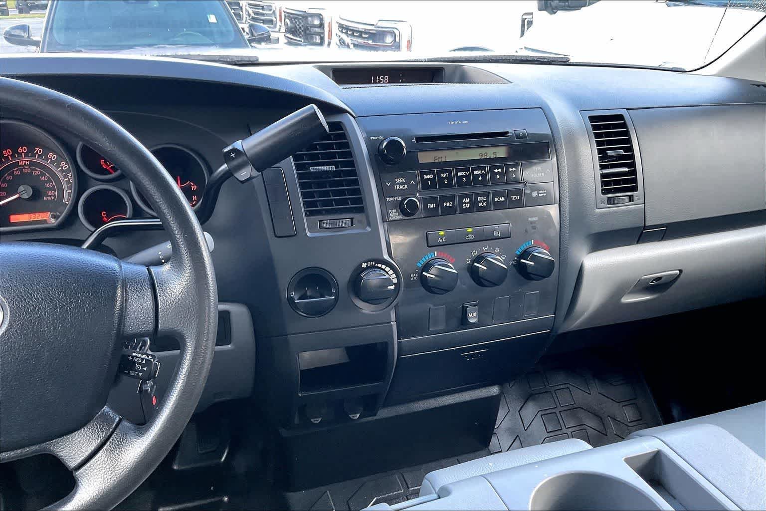 Thumbnail: 2013 Toyota Tundra - 15