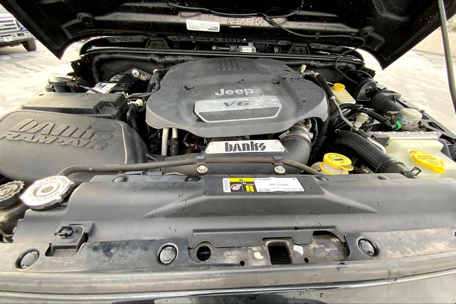 Thumbnail: 2015 Jeep Wrangler - 9